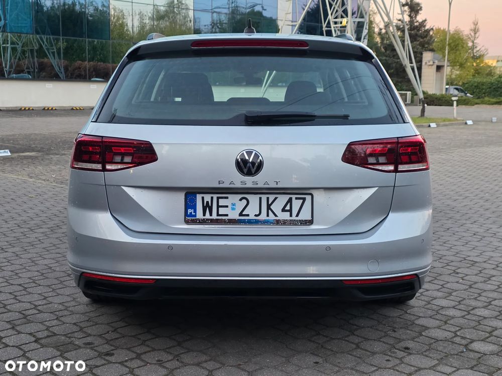 Volkswagen Passat 2.0 TDI (BlueMotion Technology) DSG Comfortline - 6