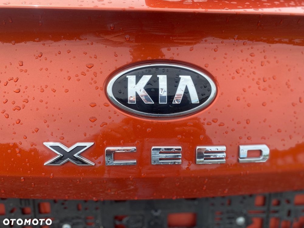 Kia XCeed - 10