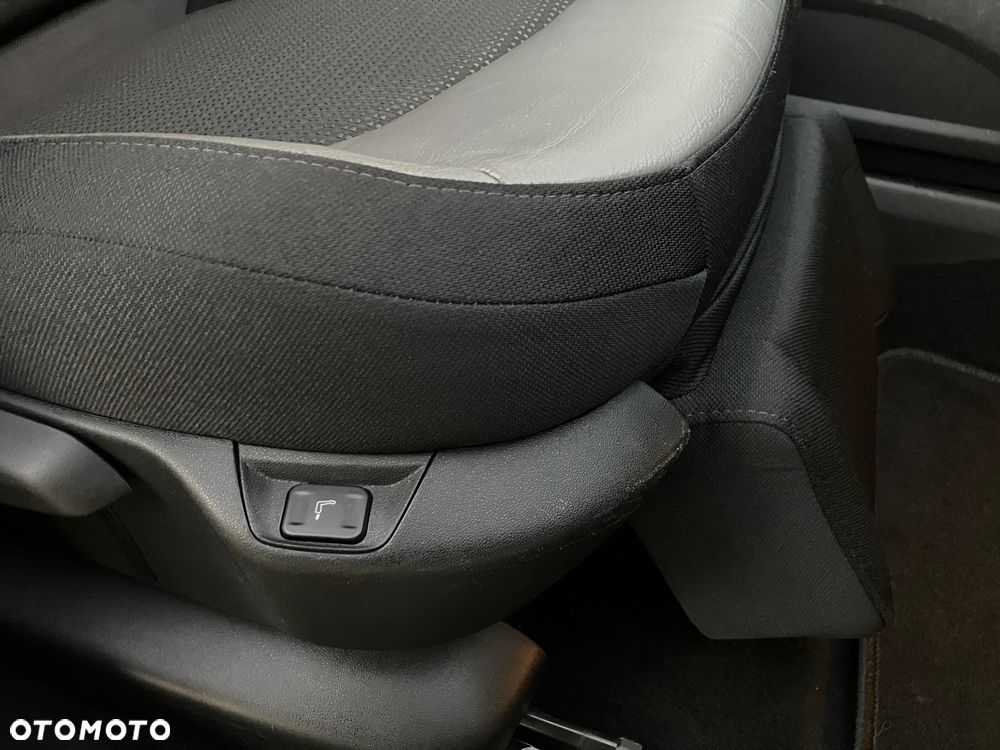 Citroën C4 Grand Picasso - 16