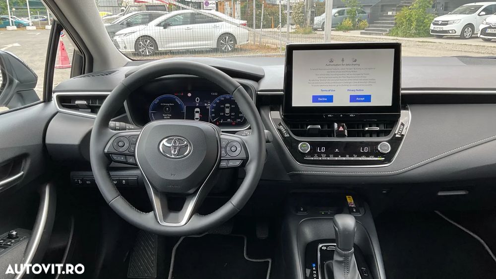 Toyota Corolla 1.8 HSD Dynamic - 10