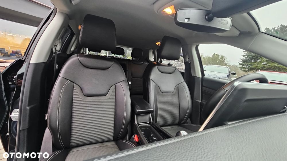 Jeep Compass 1.5 T4 mHEV Freedom Edition I FWD S&S DCT - 16