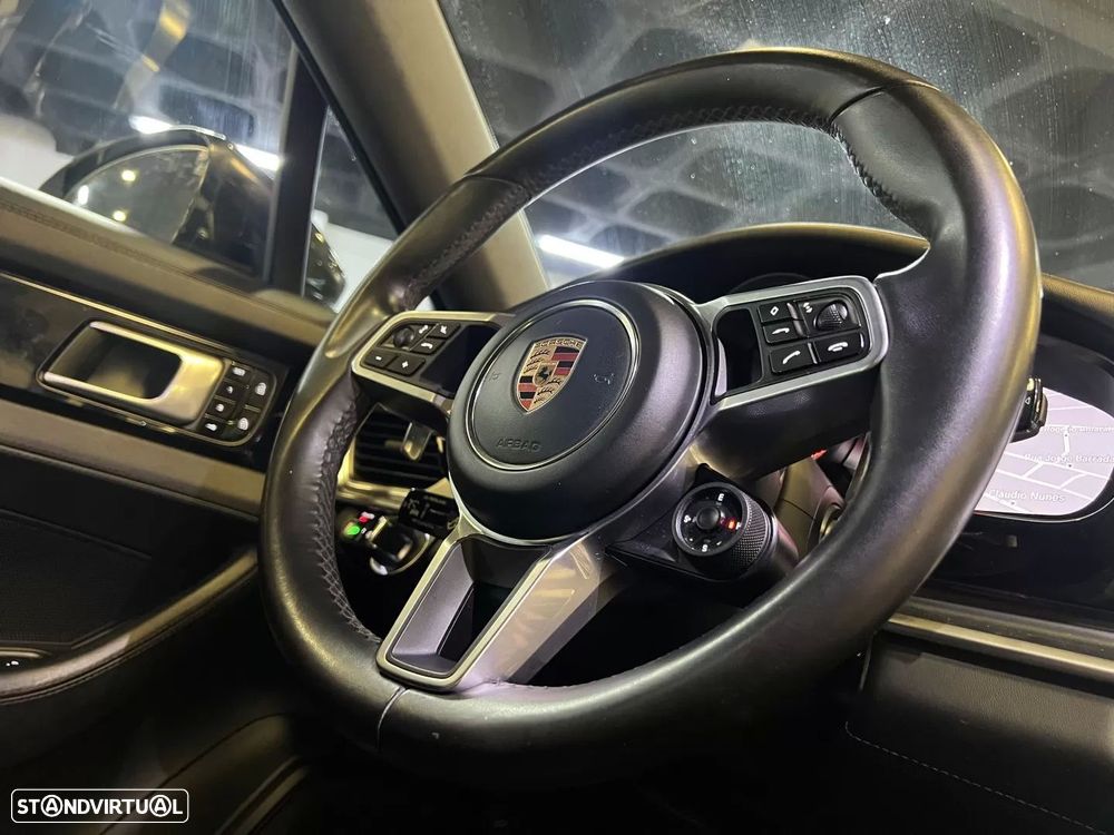 Porsche Panamera Sport Turismo 4 E-Hybrid - 43