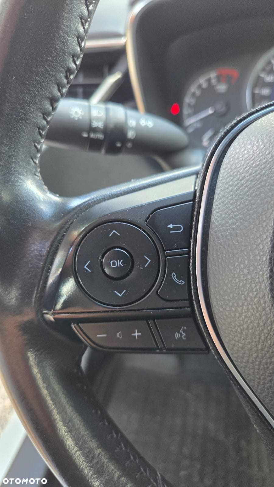 Toyota Corolla 1.8 Hybrid GPF Comfort - 12