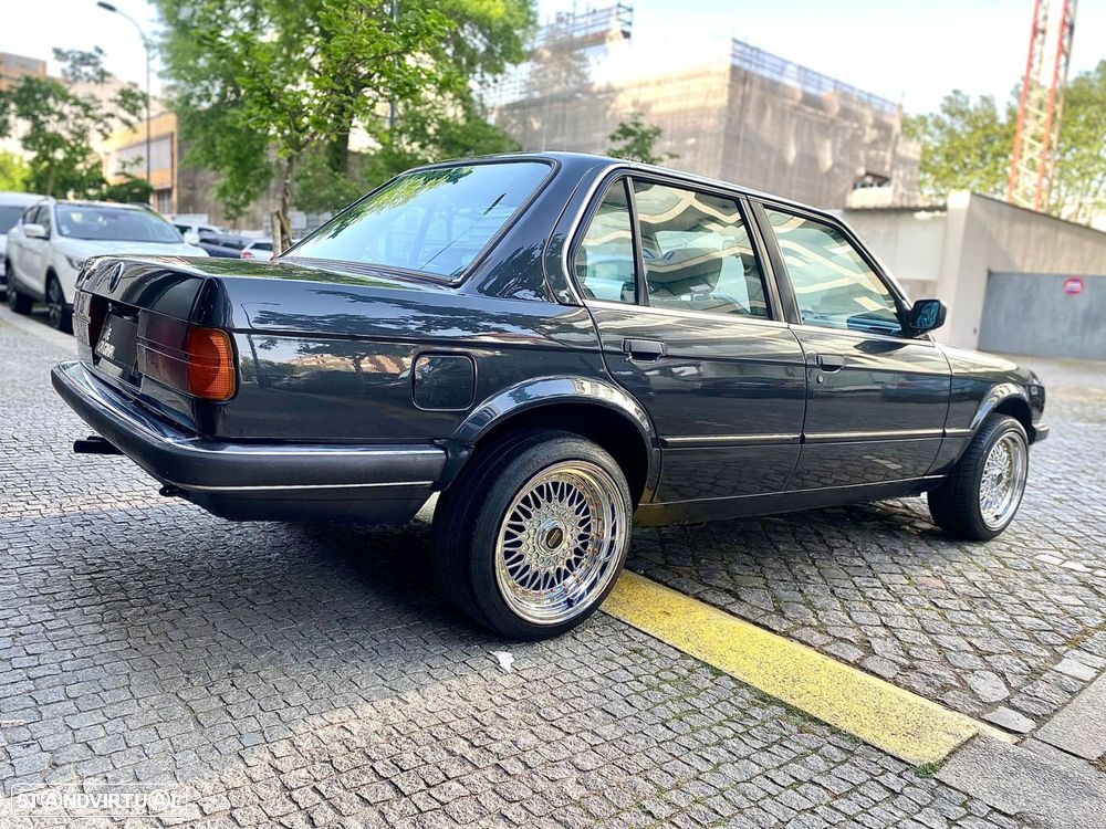 BMW 323 - 7