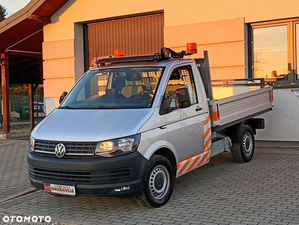 Volkswagen Transporter - 2