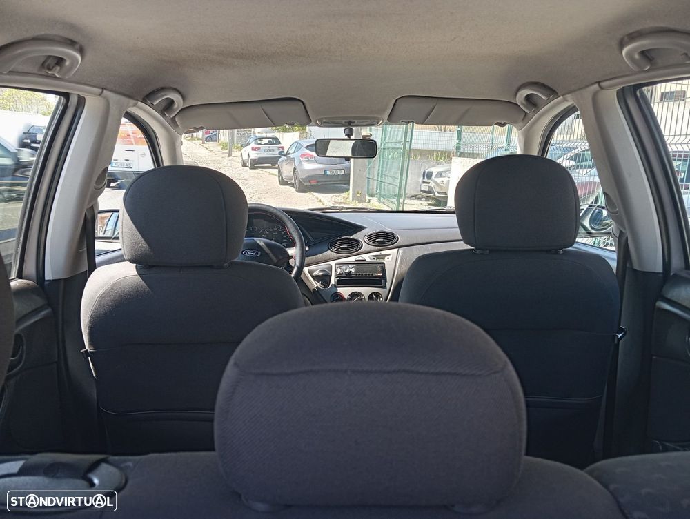 Ford Focus 1.4 Trend - 15