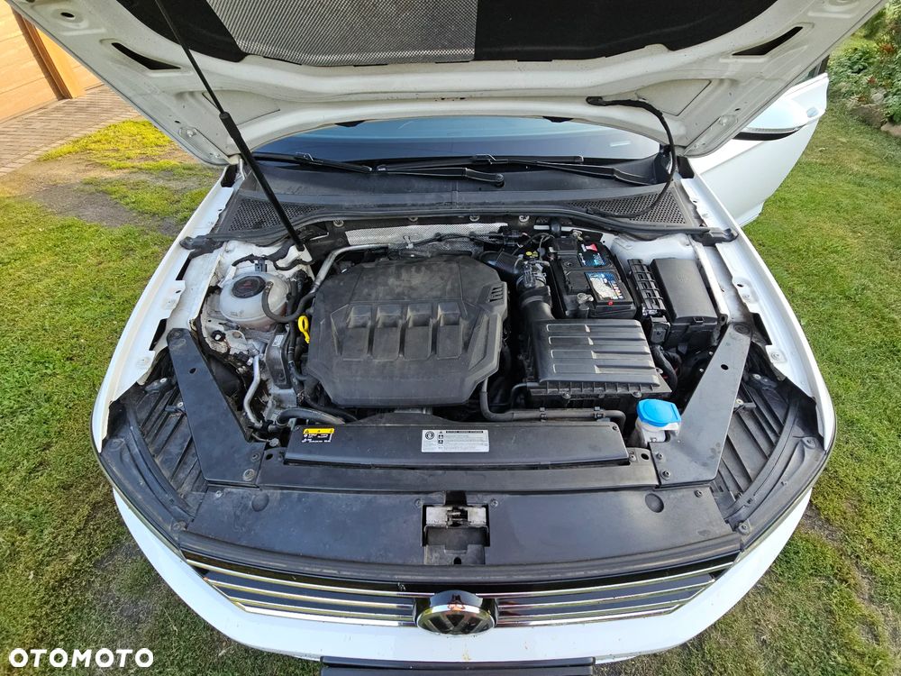 Volkswagen Passat 2.0 TSI Business DSG - 8