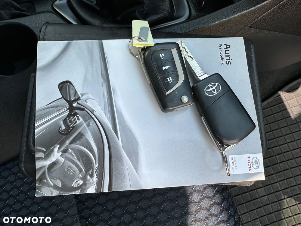 Toyota Auris - 28
