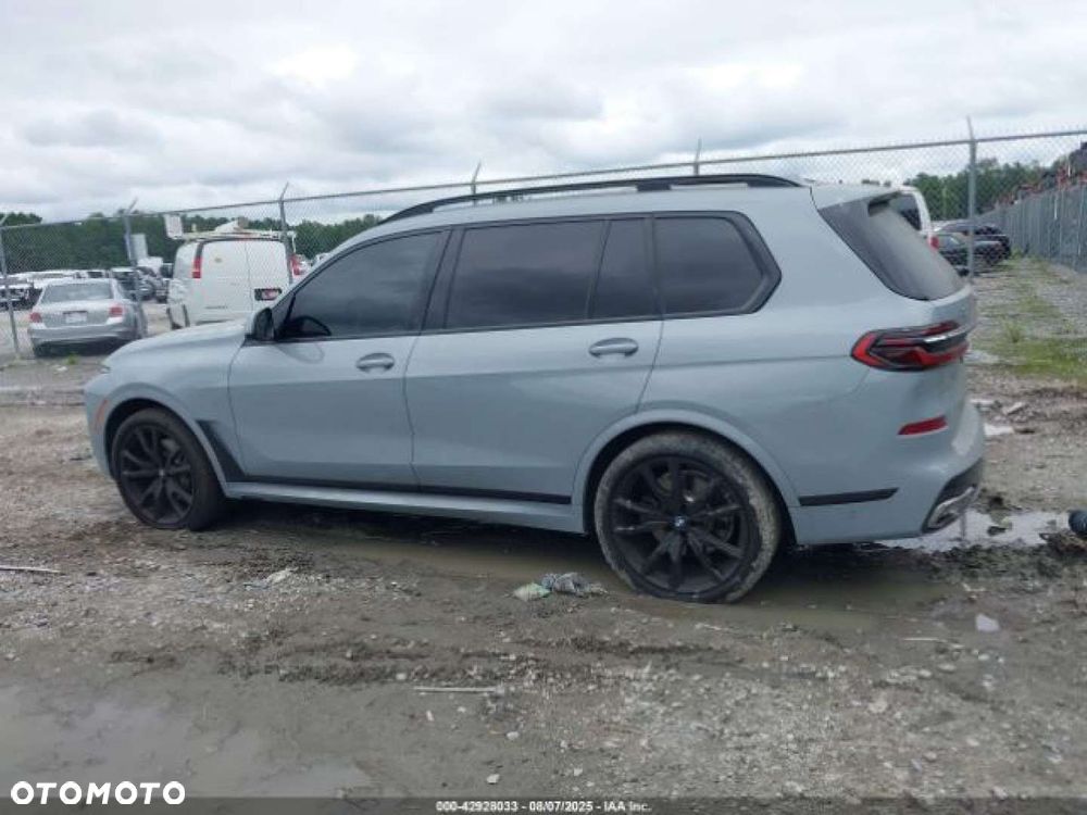 BMW X7 - 3