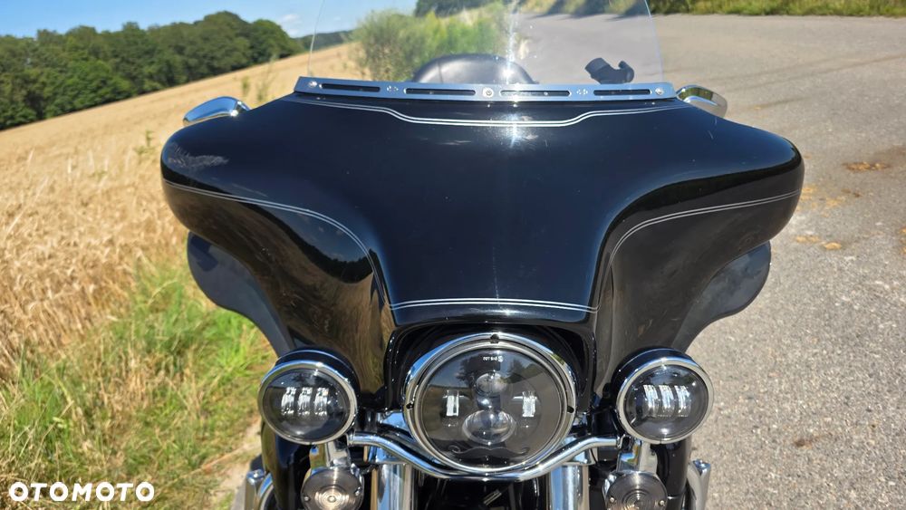 Harley-Davidson Electra - 13