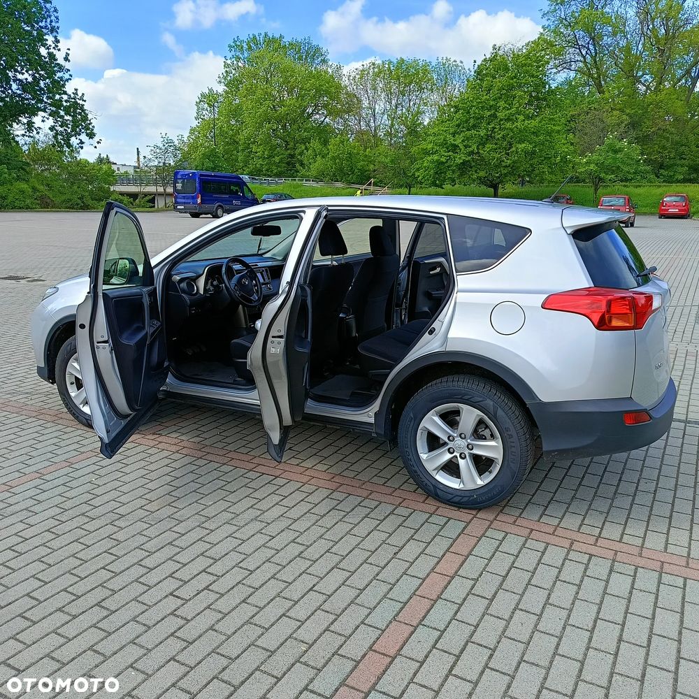 Toyota RAV4 - 13