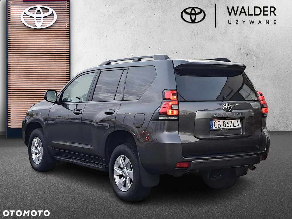 Toyota Land Cruiser LC 2.8 D-4D Prado - 4