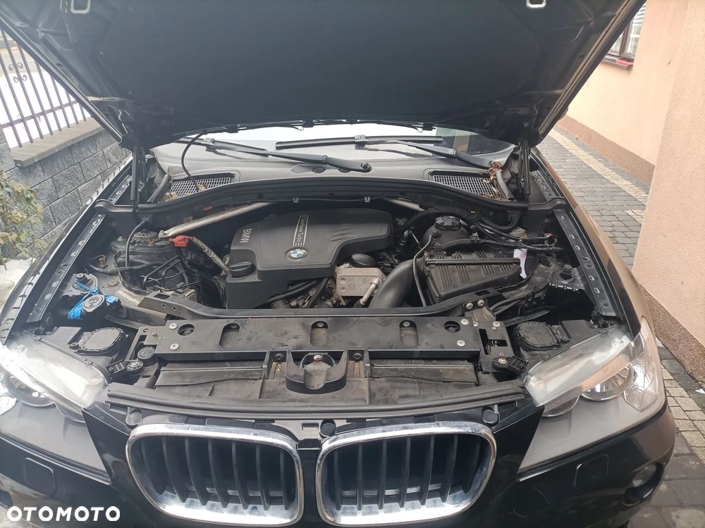 BMW X3 xDrive28i - 8