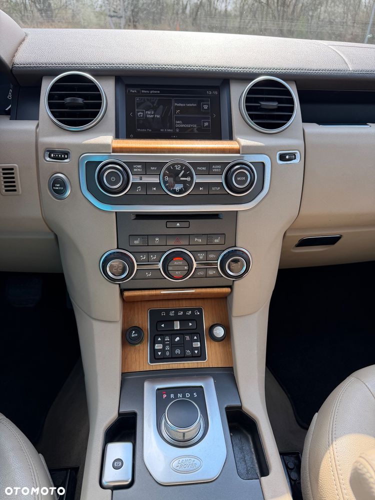 Land Rover Discovery 3.0 SD V6 HSE EU6 - 27