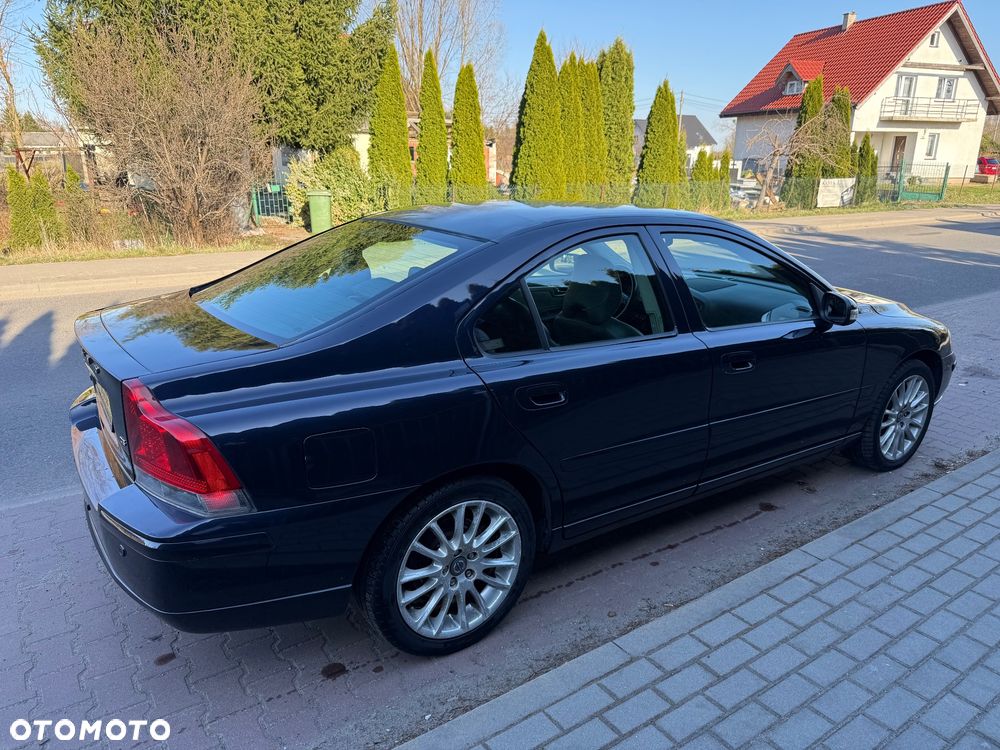 Volvo S60 D5 Edition - 17