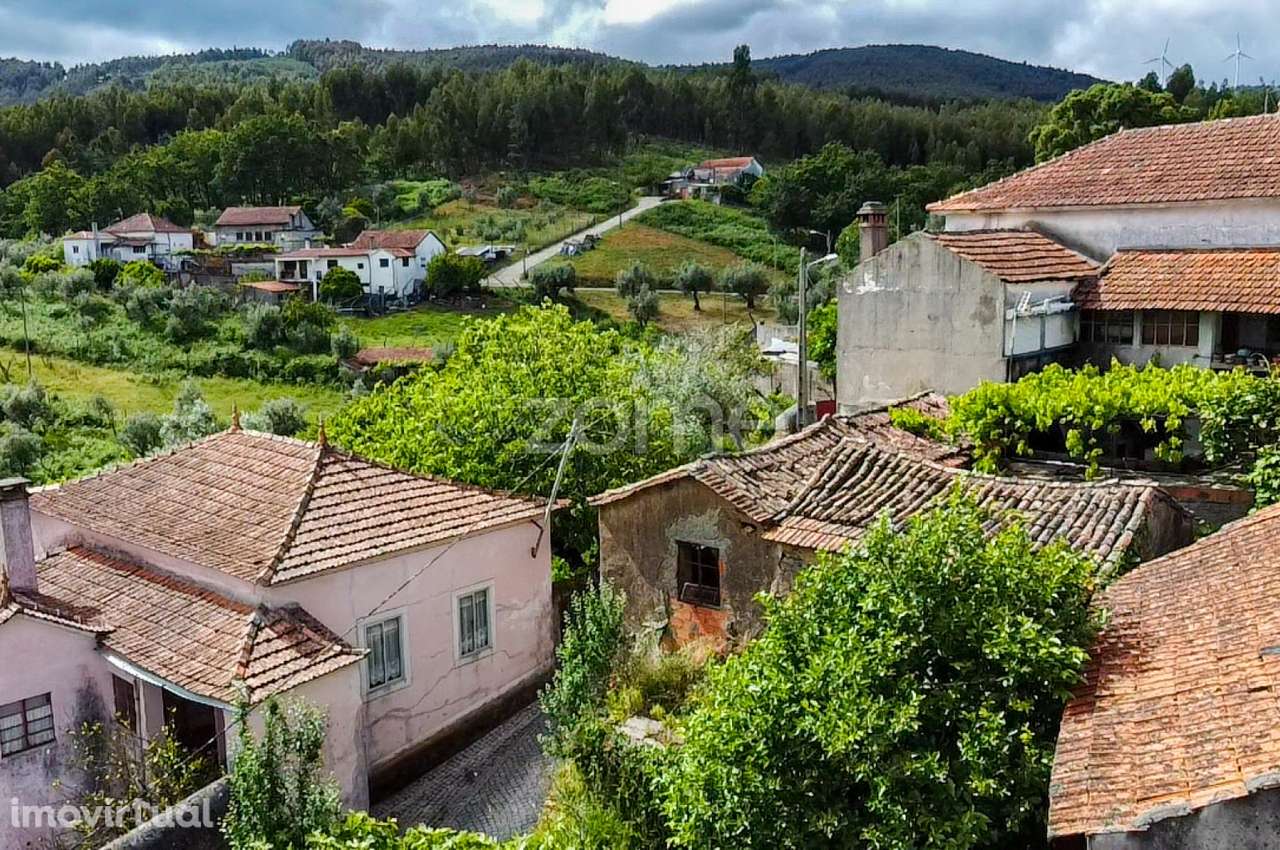Moradia T2 | Castanheira de Pêra - Grande imagem: 2/24