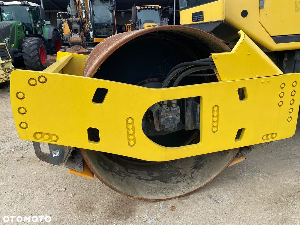 Bomag BW213DH-4, 2012 ROK, 5500 MTH, Z NIEMIEC, SUPER STAN - 25