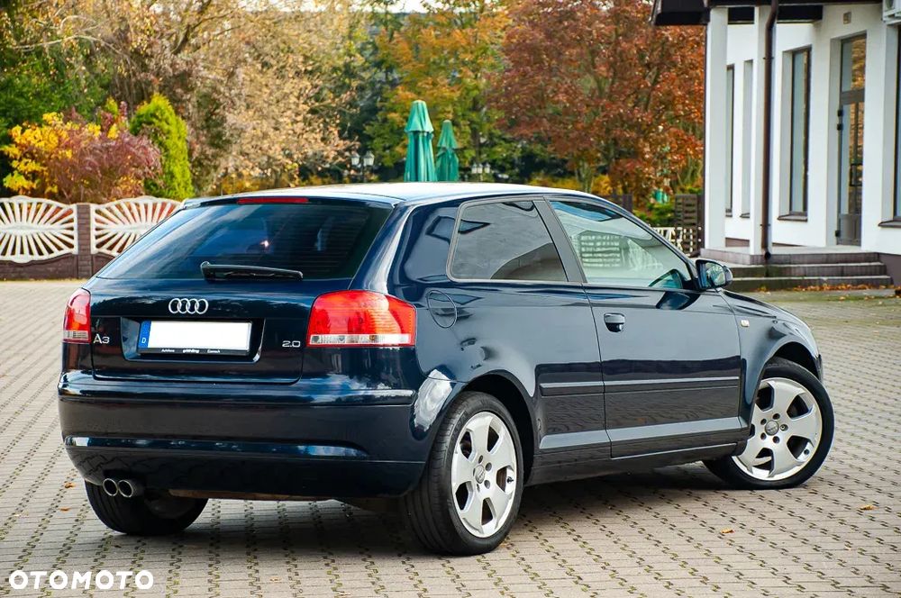 Audi A3 3-drzwiowe 2.0 FSI Attraction - 12