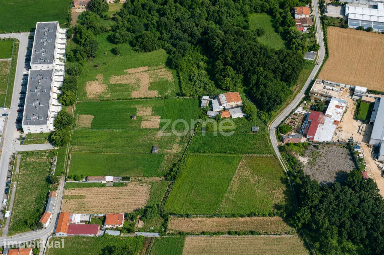 Terreno industrial - Grande imagem: 3/20