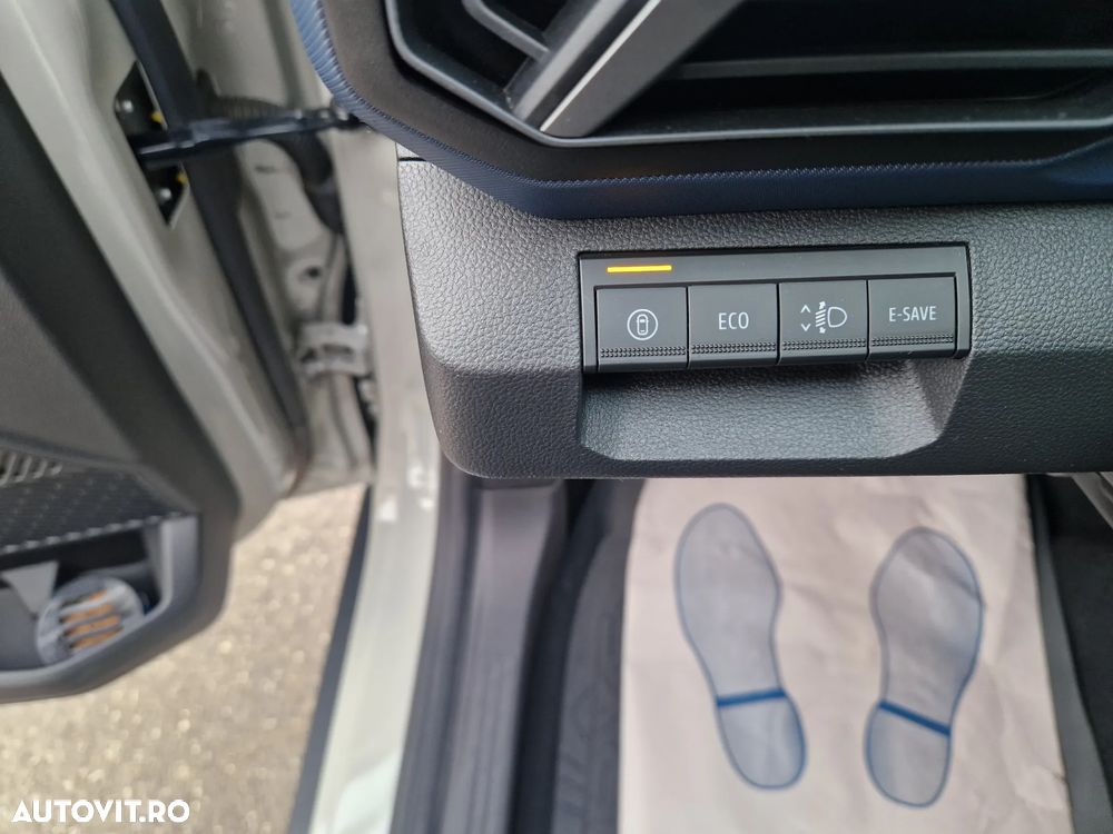 Dacia Duster HEV 140 Journey - 17