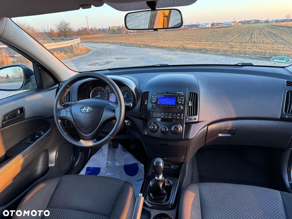 Hyundai i30 i30cw 1.4 blue Comfort - 15