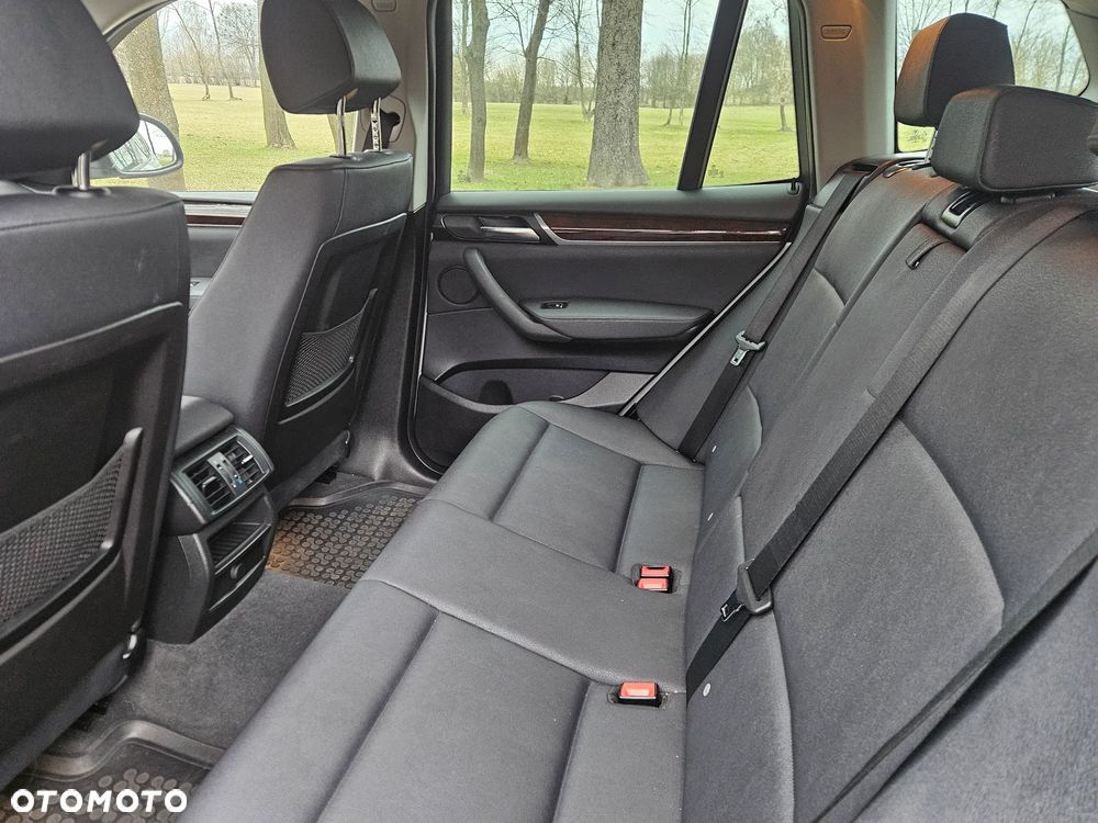 BMW X3 xDrive20d xLine - 11