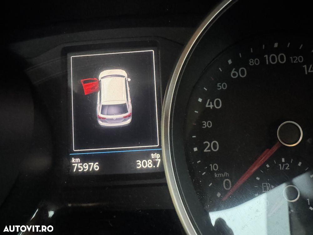 Volkswagen Tiguan 2.0 TDI 4Mot DSG Comfortline - 9