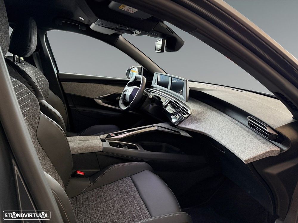 Peugeot 3008 1.2 Hybrid Allure e-DCS6 - 14