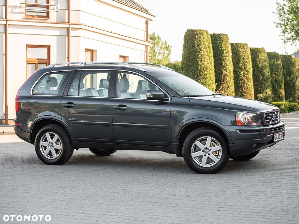 Volvo XC 90 - 9