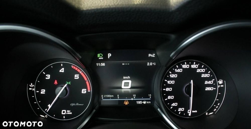 Alfa Romeo Stelvio 2.2 JTDM Q4 - 10