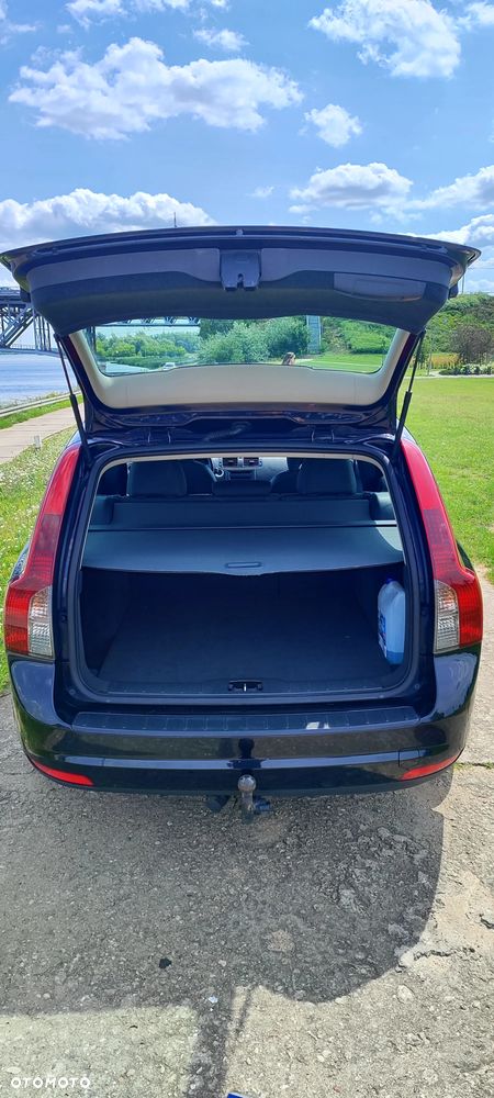 Volvo V50 1.6D - 11