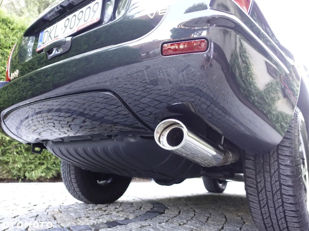 Jeep Grand Cherokee - 11