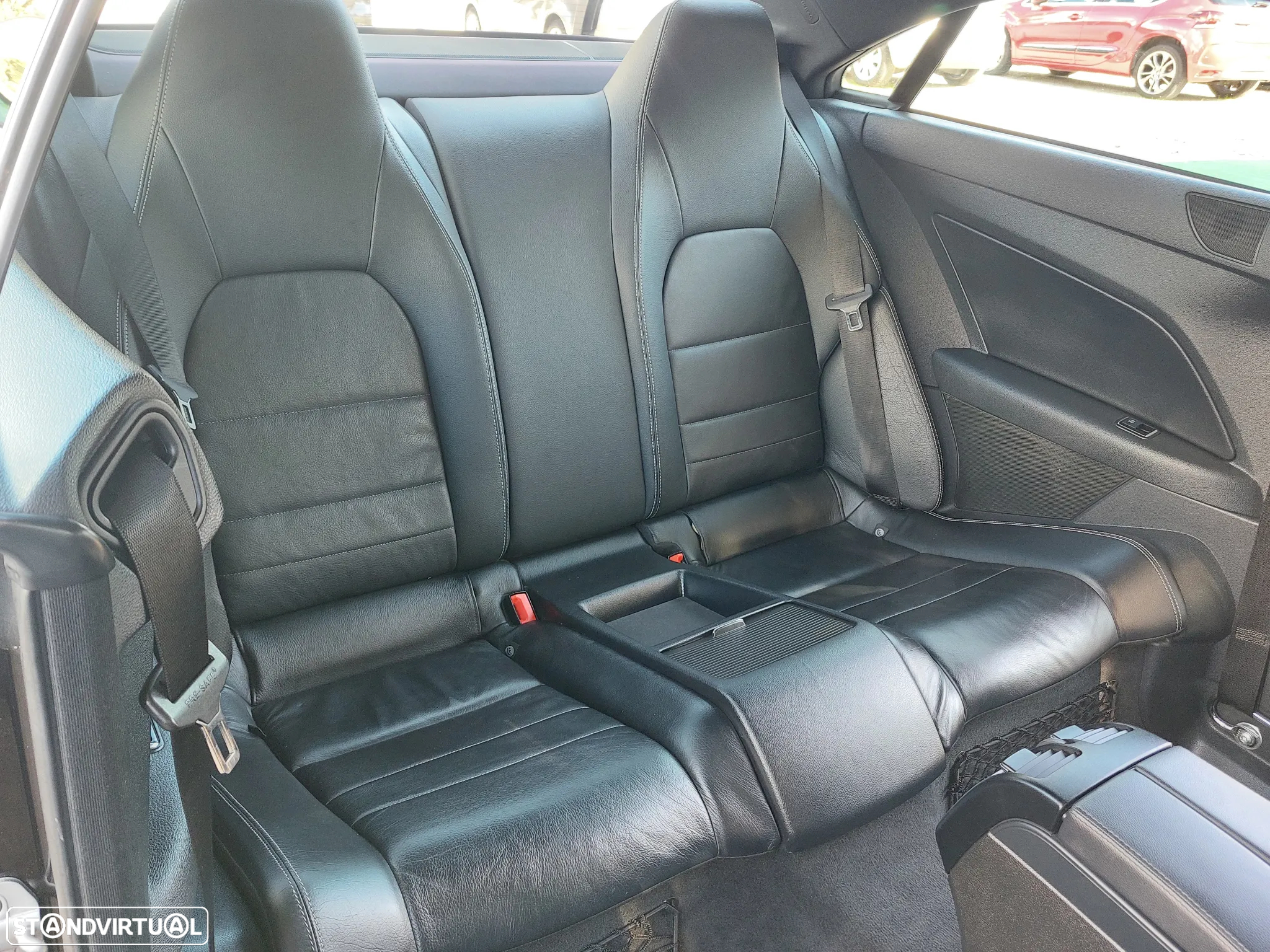 Mercedes-Benz E 250 CDi Avantgarde BlueEfficiency - 12