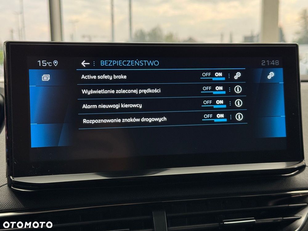 Peugeot 3008 1.2 PureTech Allure Pack S&S EAT8 - 36