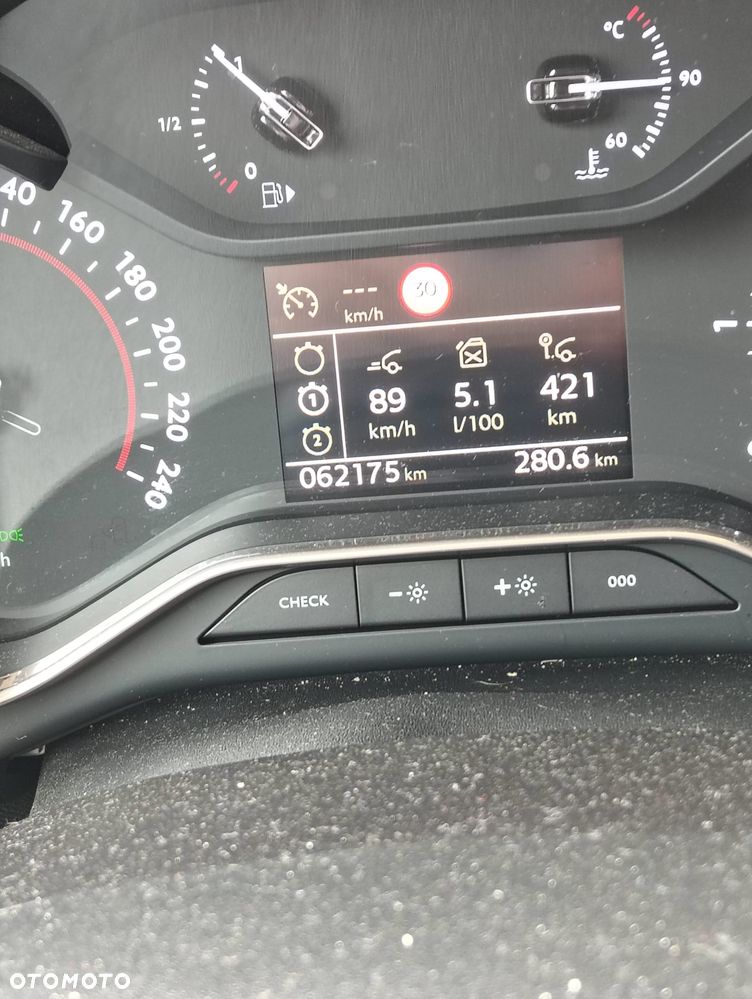 Citroën C5 Aircross 1.2 PureTech Live - 12