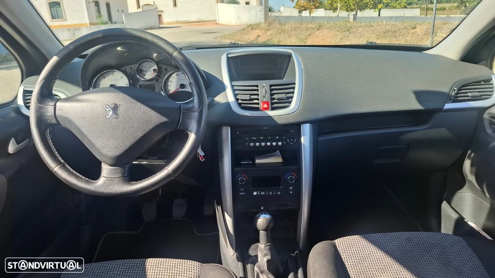 Peugeot 207 - 5