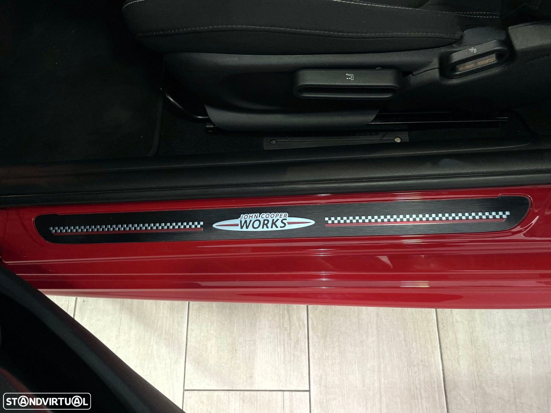 MINI 3 Portas Cooper D - 46