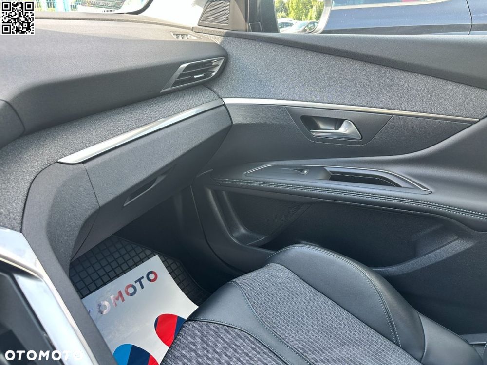 Peugeot 3008 BlueHDi 130 Stop & Start EAT8 Allure - 25