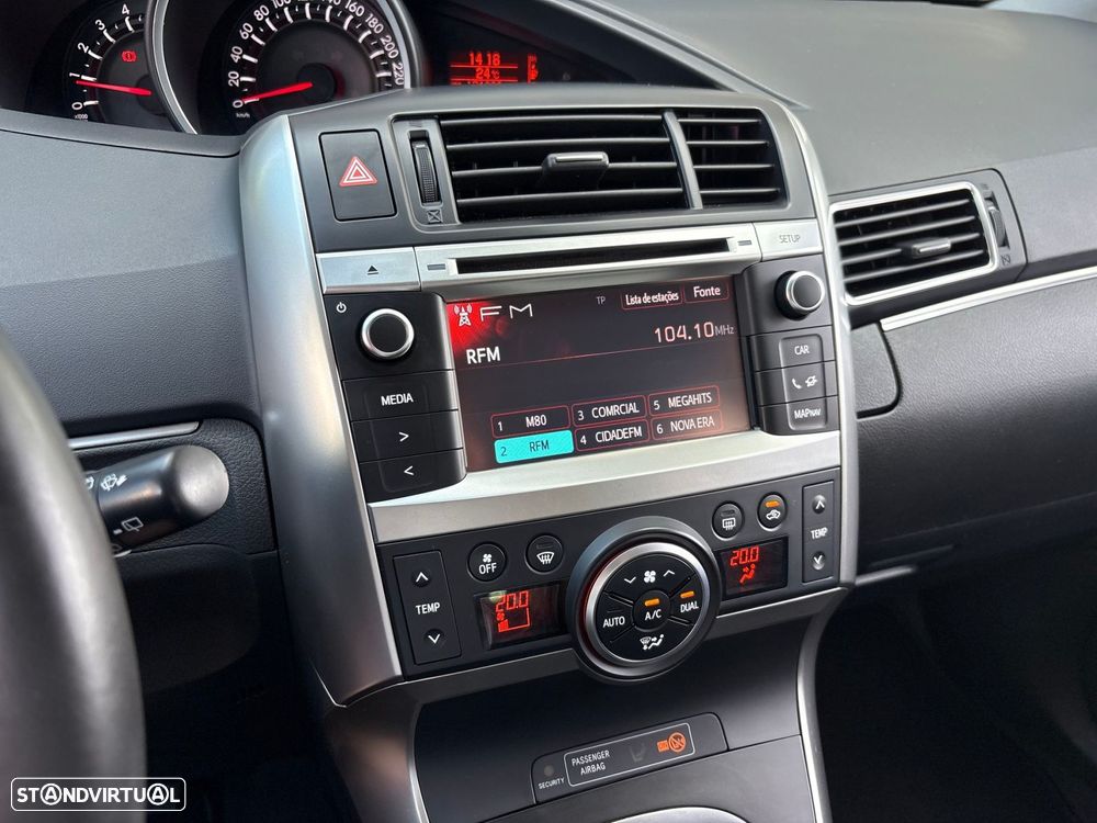 Toyota Verso 2.0 D-4D Exclusive+GPS - 9