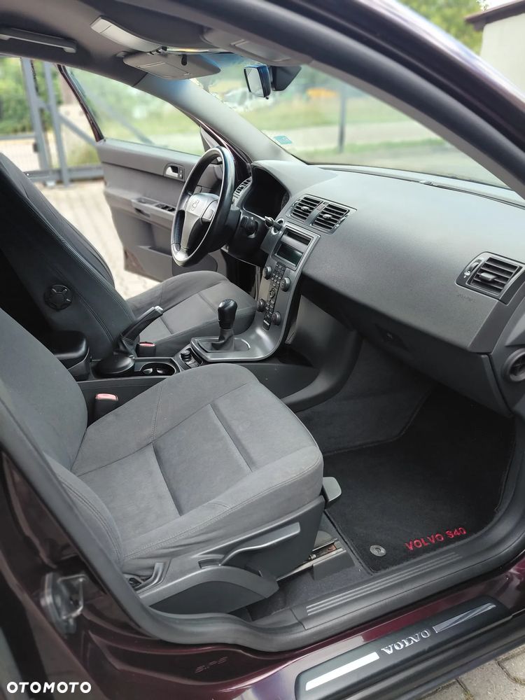 Volvo S40 2.0D - 8