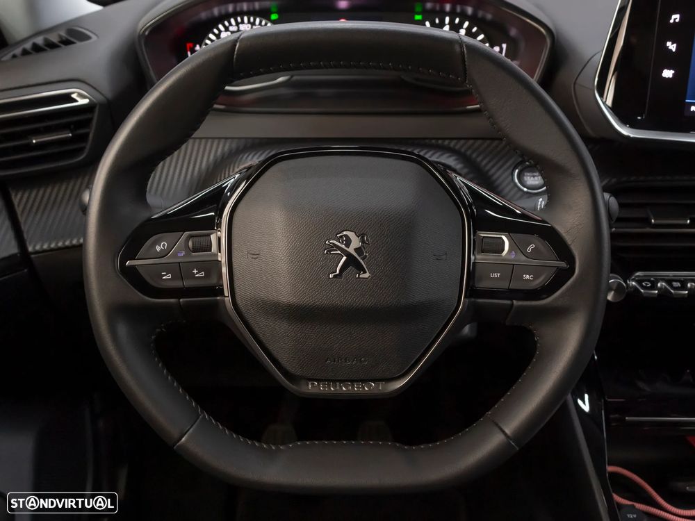 Peugeot 2008 1.5 BlueHDi Allure - 24