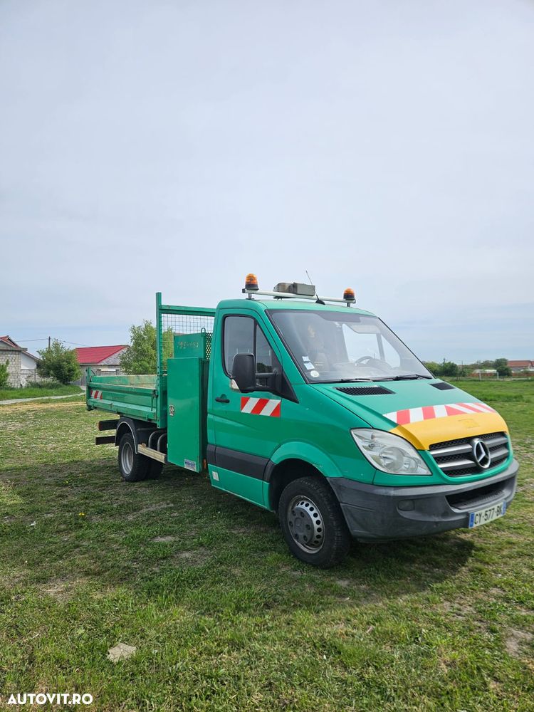 Mercedes-Benz Sprinter - 2