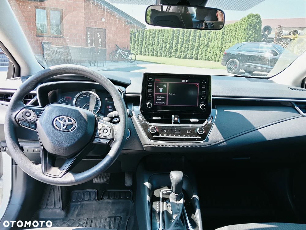Toyota Corolla - 4