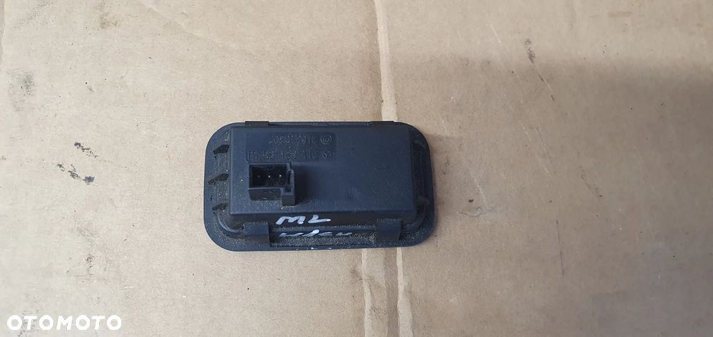 Przełącznik włącznik otwierania klapy bagażnika Mercedes ML W164 2118219551 - 3