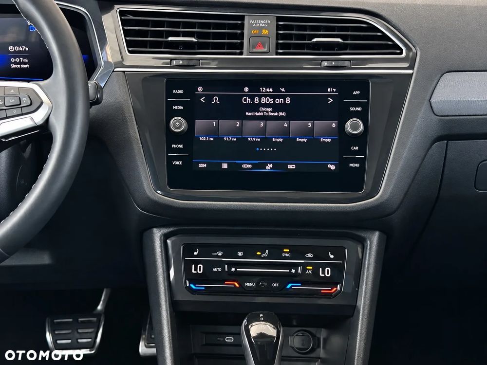 Volkswagen Tiguan - 16