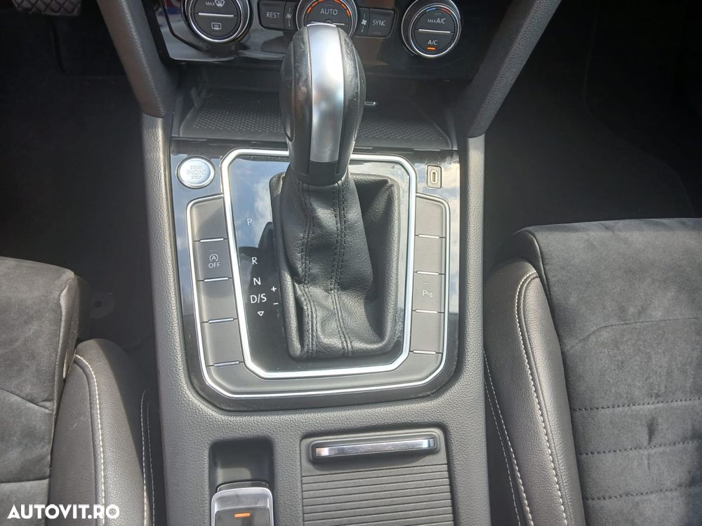 Volkswagen Passat 2.0 TDI DSG R Executive - 15