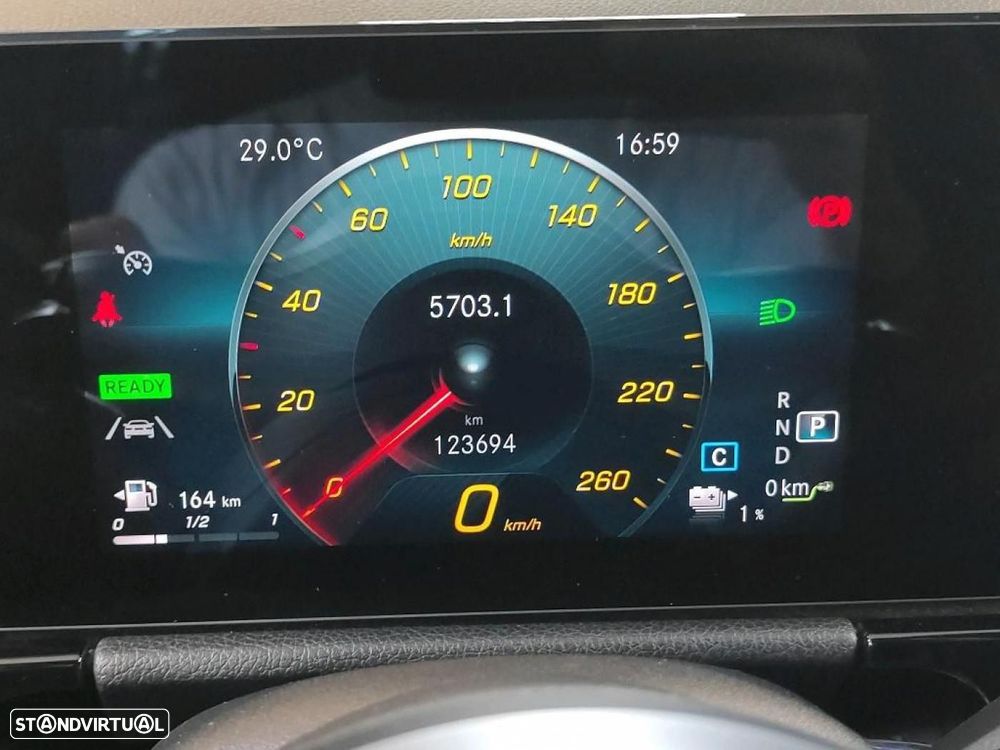 Mercedes-Benz GLA 250 - 7