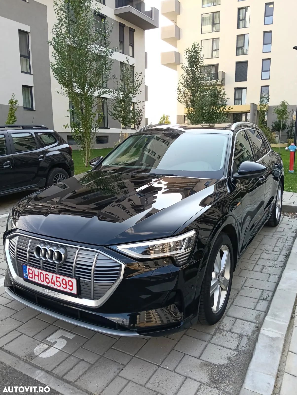 Audi e-tron 55 quattro advanced - 1