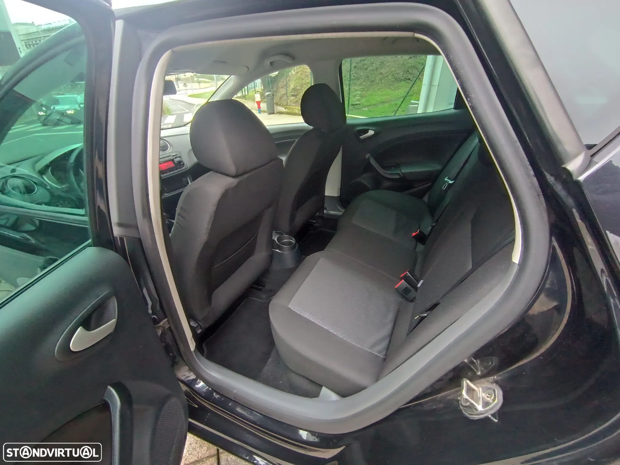 SEAT Ibiza 1.4 TDi Sport - 26
