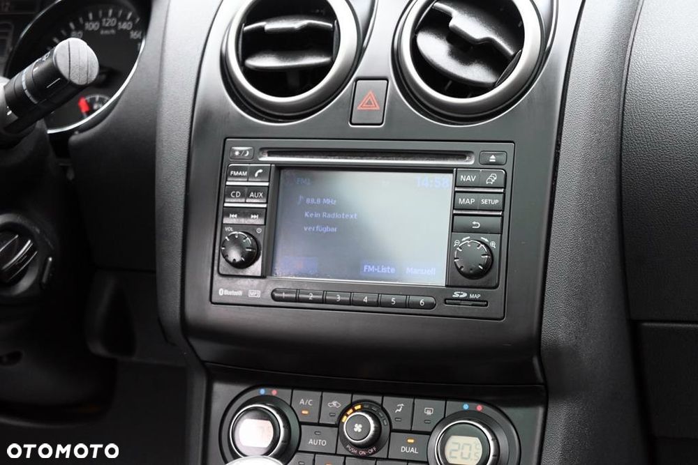 Nissan Qashqai 2.0 Tekna - 32